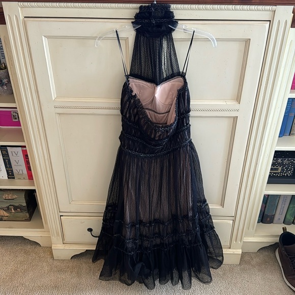 Max Studio London Halter Cocktail Black Dress - Picture 5 of 9